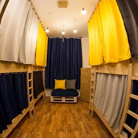 Hostel Cloud 9