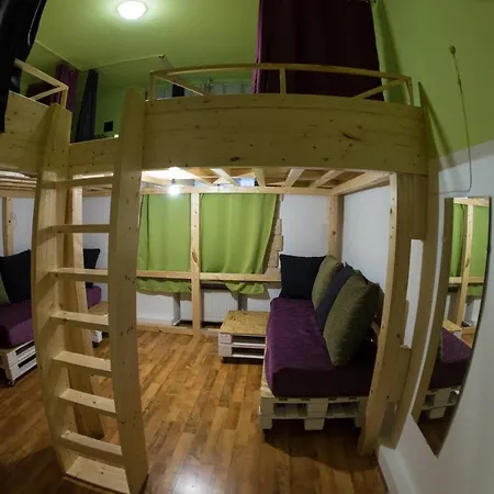 Hostel Cloud 9 Bucureşti